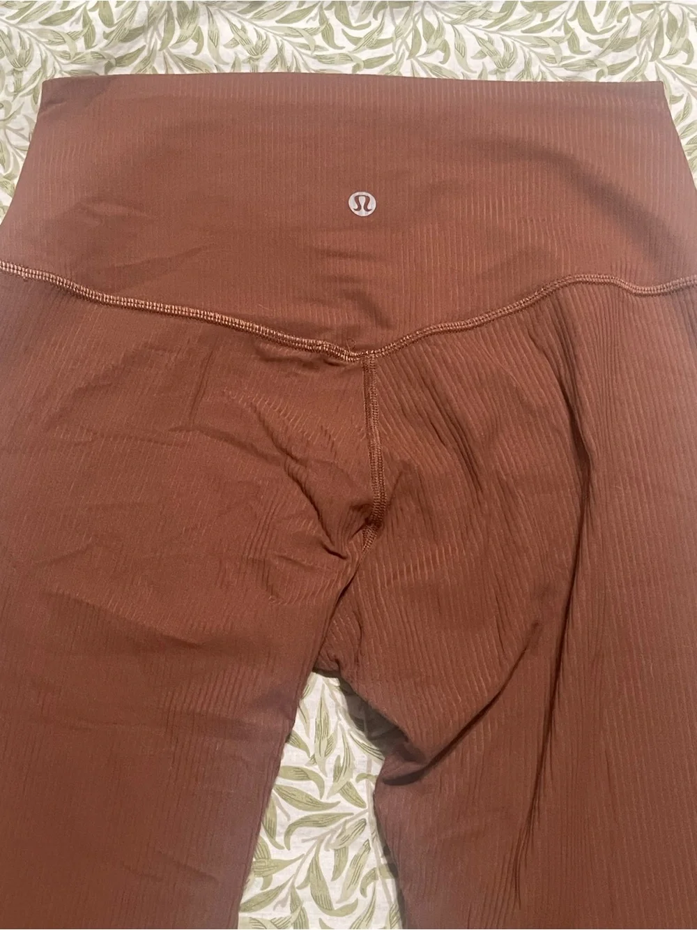 Lululemon Align Ribbed High-Rise Crop 23